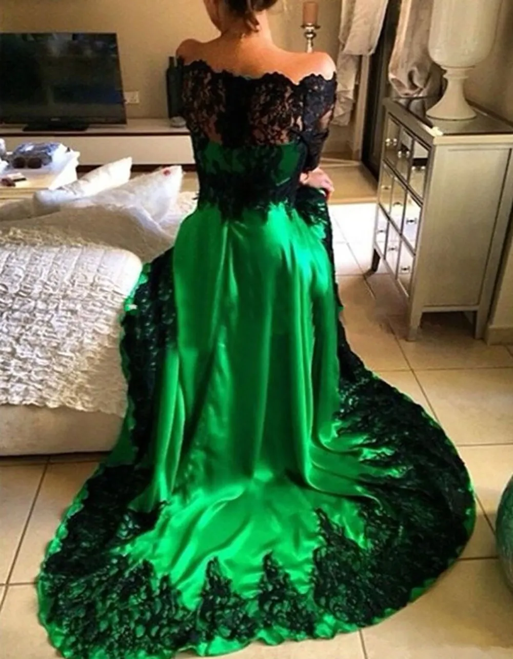 chinese dress ladies Lady Black Tie - Leanne Midi Dress - Emerald Green main image 1