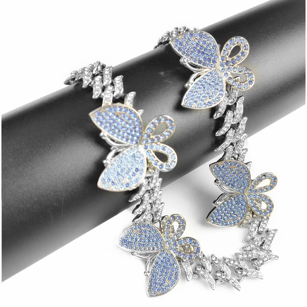 Collana girocollo a forma di farfalla con catena a maglie cubane in cristallo ghiacciato, gioielli da donna hip-hop con strass completi di strass