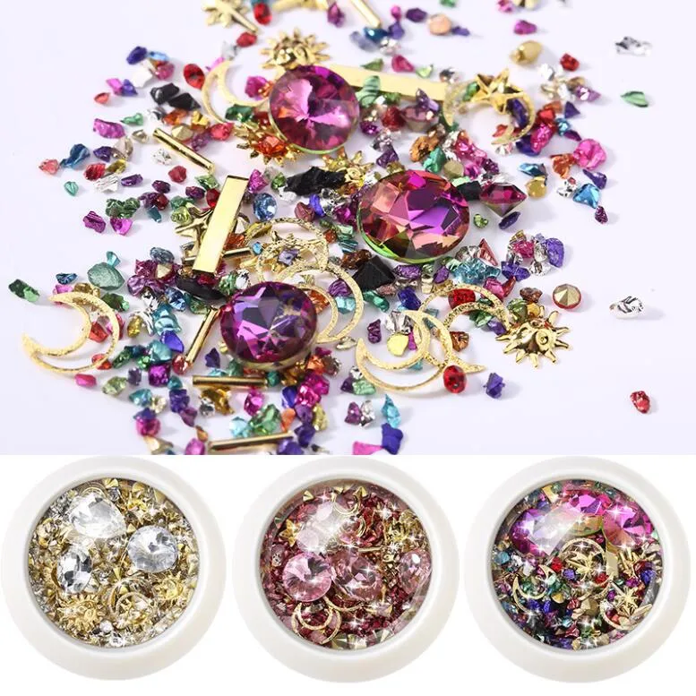 Nail Art Decoration Charm Gem Koraliki Rhinestone Hollow Shell Flake Flatback Nit Mieszane Błyszczący Brokat 3D DIY Akcesoria