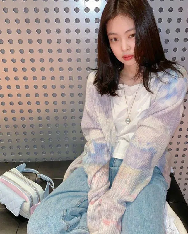 Blackpink shop jennie sweater