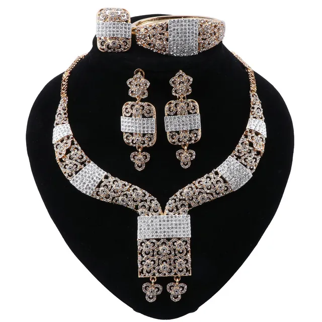 Dubaj Biżuteria Zestaw Klasyczny Styl Wisiorek Kobiety Wedding Party Crystal Naszyjnik Kolczyki Bransoletka Bransoletka Jewelry