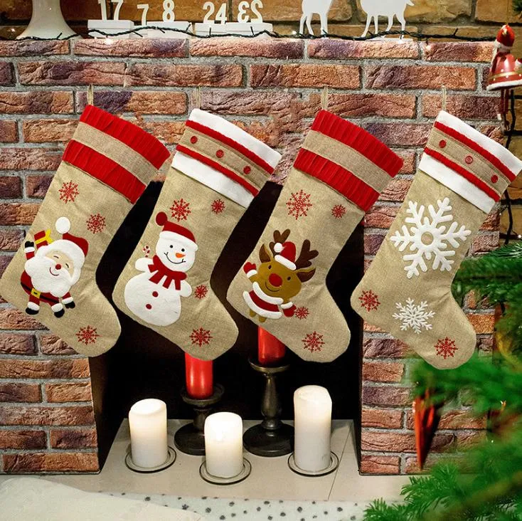18.8inch Большой рождественские чулки Burlap Canvas Санта снеговика Олени манжета Family Pack Чулки подарочные пакеты для Xmas Party Decor SN4650