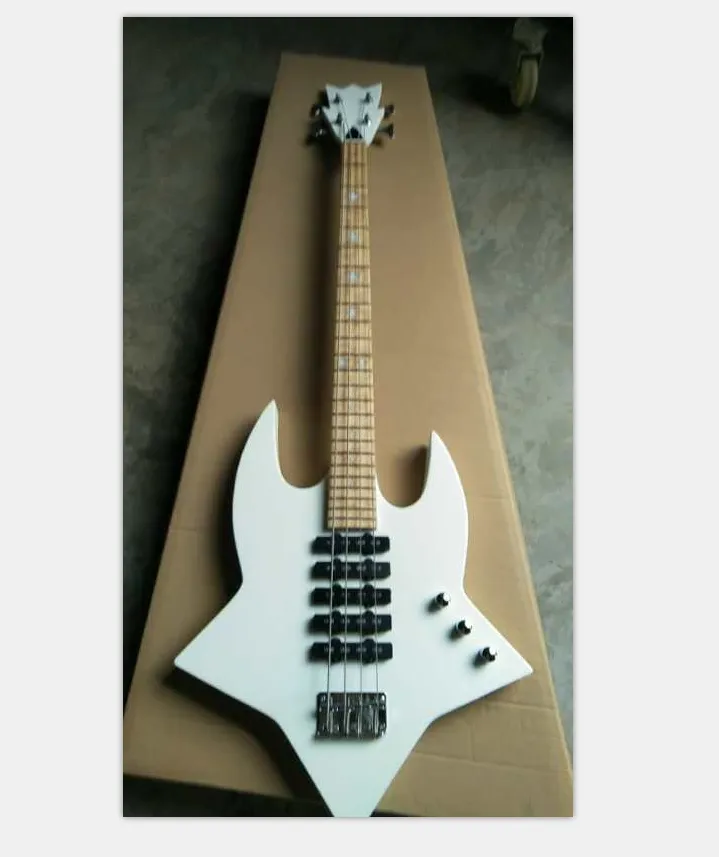 Rare 4 cordas Branco Guitarra baixa elétrica Chrome Hardware 24 trastes China Feito Baixo gratuito de compras