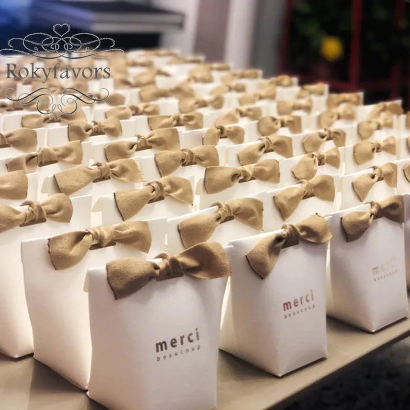 70PCS Merci Beaucoup Favor Boxes Anniversary Event Candy Boxes Wedding Favors Party Gift Package Little Things Gift Boxes Table Decor Ideas