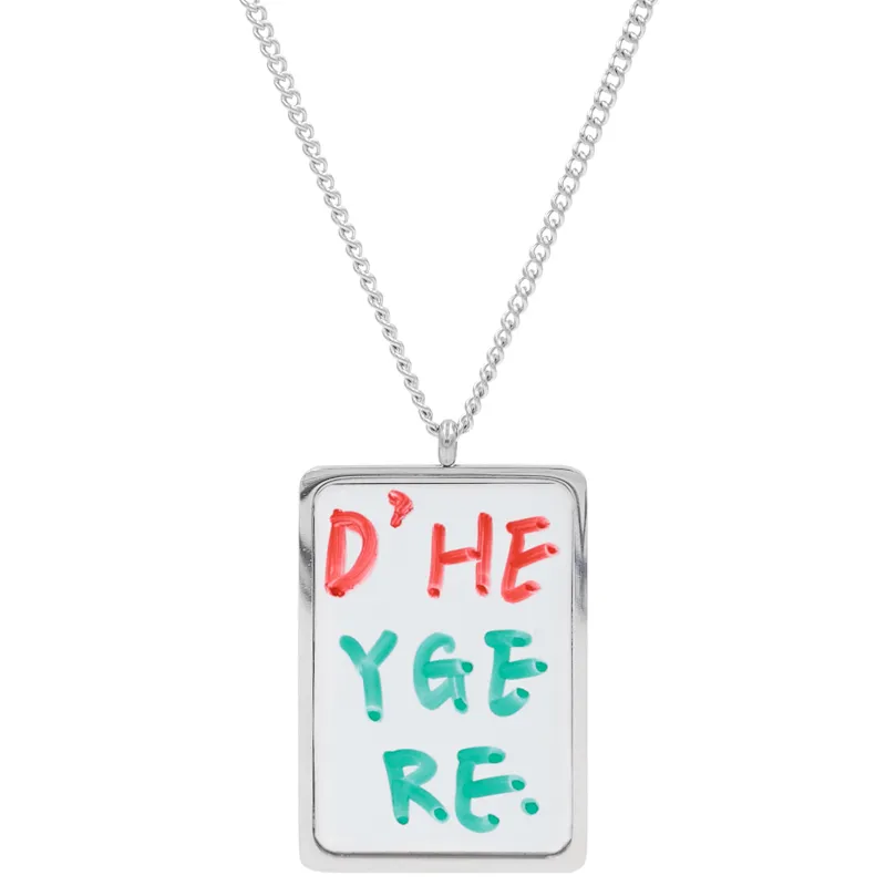 Fashion DHEYGERE Personality Niche Design DIY Graffiti Whiteboard Necklace Pendant High Sense Ins Sweater Chain Men Women Wedding Gifts