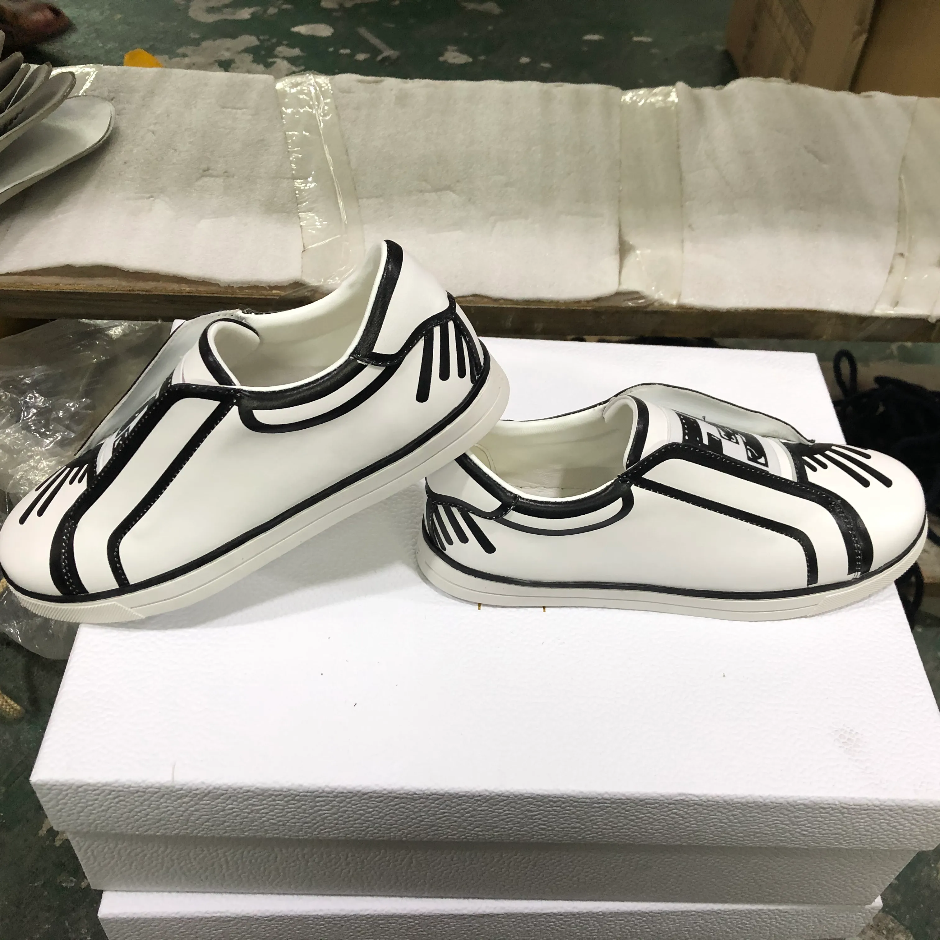 2020 été California Sky série chaussures de sport basses peintes à la main décontracté rétro graffiti confortable lumière tendance Instagram
