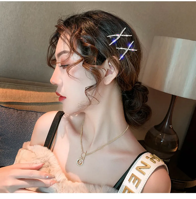 Enkel kors vatten diamant hårnål kvinnlig koreanska versionen utsökt temperament kant klipp smäll clip head decoration liten dlip grossist