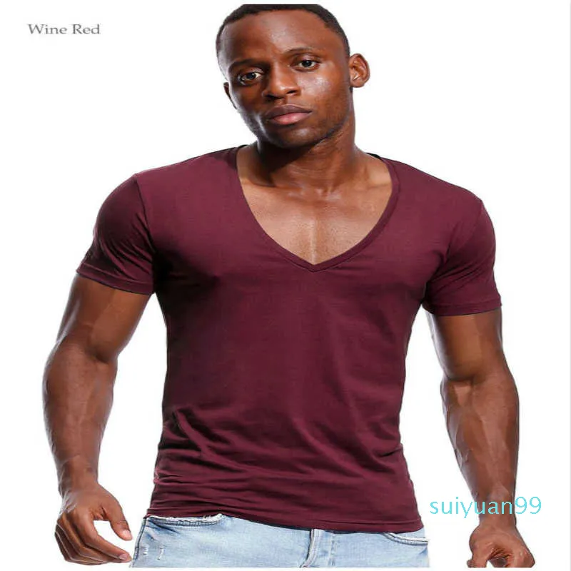 Hot Sale Deep V-hals T-shirt voor Mannen Low Cut Vneck Wide Vee Tee Mannelijke Tshirt Invisible Undershirt Model Scoop Hem Slim Fit Short Mouw