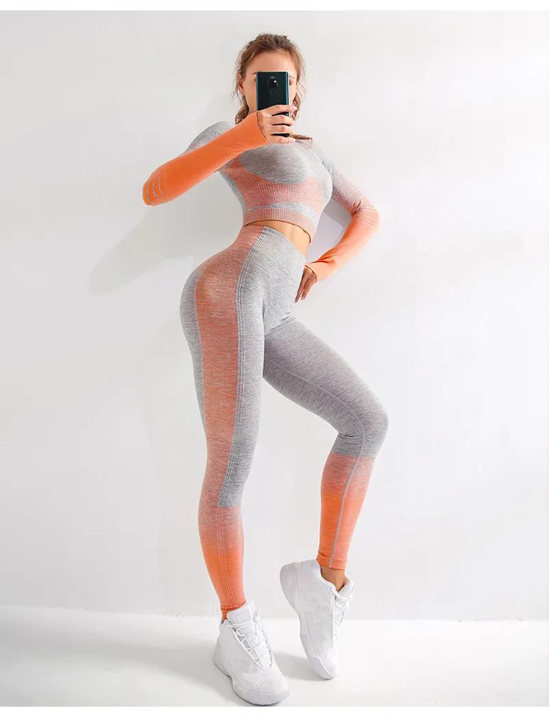 Hot girls hotsell in workout pants