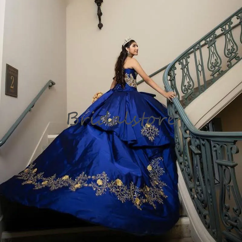Royal Blue Quinceanera Dresses Mexikansk 2020 Sweetheart Ball Gown Prom Dresses With Gold Appliciques Corset Top Sweet 16 Prom Dress V285k