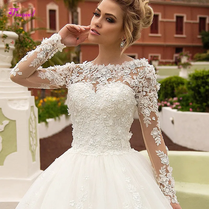 Fsuzwel New Charming Appliques maniche lunghe A-Line abiti da sposa 2020 Luxury Scoop Neck Lace Up Princess Abito da sposa Plus Size