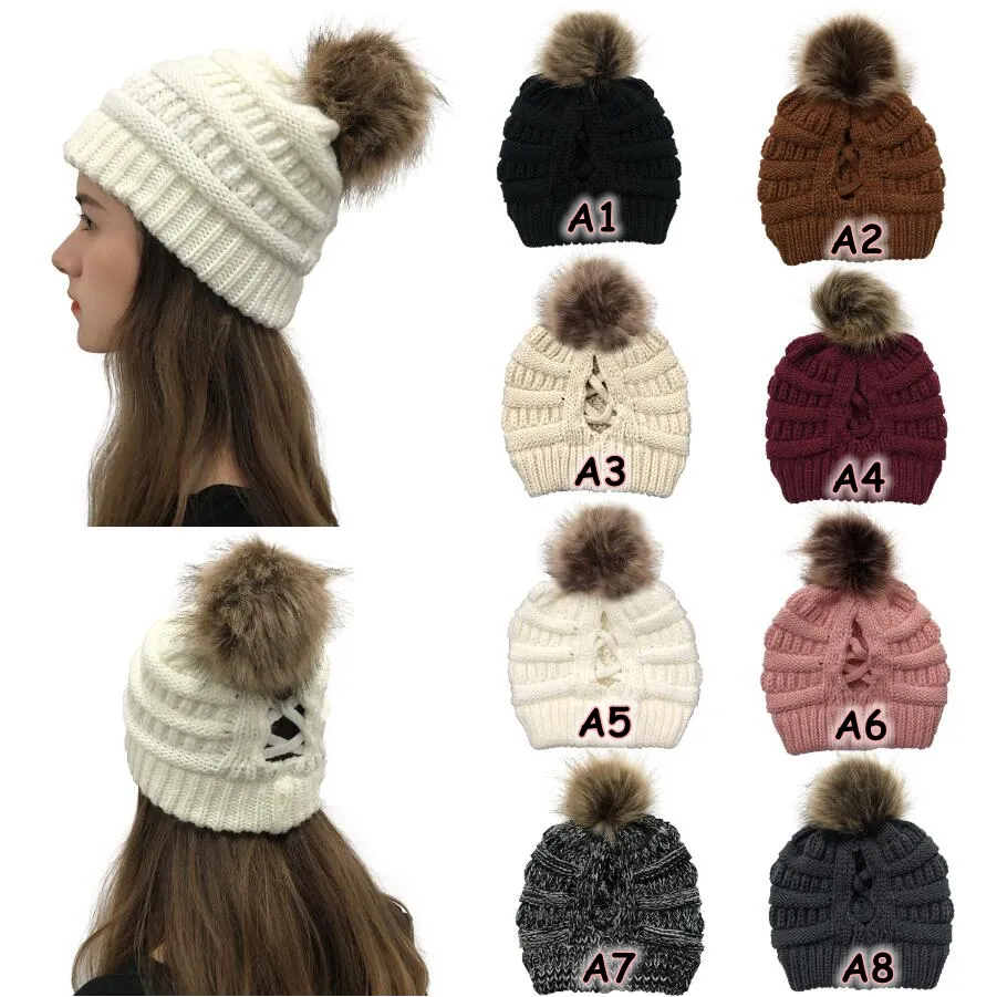 Criss Cross Pom Pom Cola de caballo Gorros 16 mujeres de invierno moño alto punto Hat desmontable del partido Gorros Pompón 30pcs Sombreros CCA12560