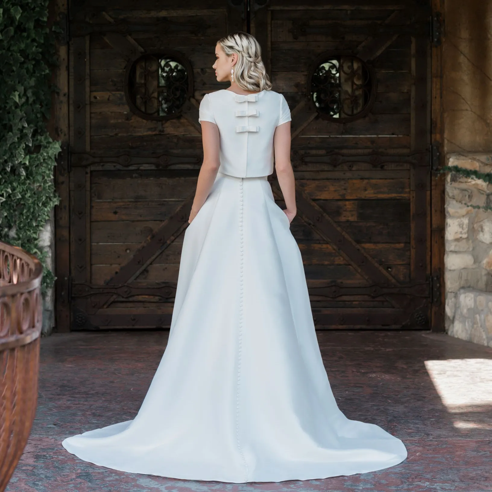 modest wedding dresses