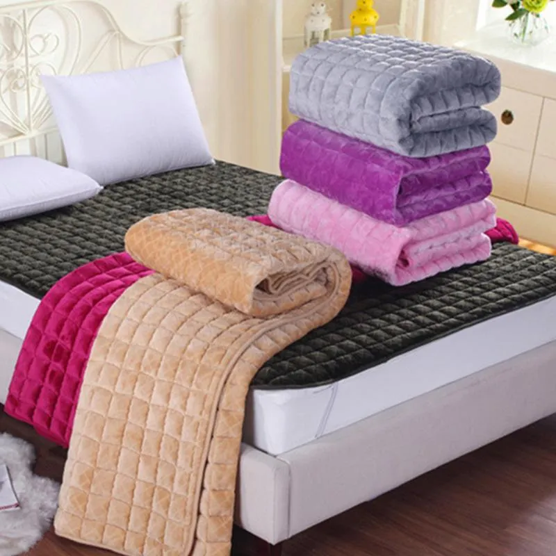 Blankets Thicken Filling Velvet Mattress Washable Foldable Solid Color