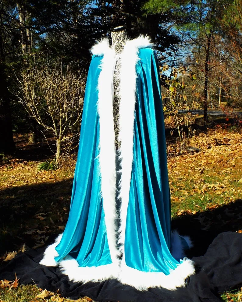 White hooded on sale cloak with fur