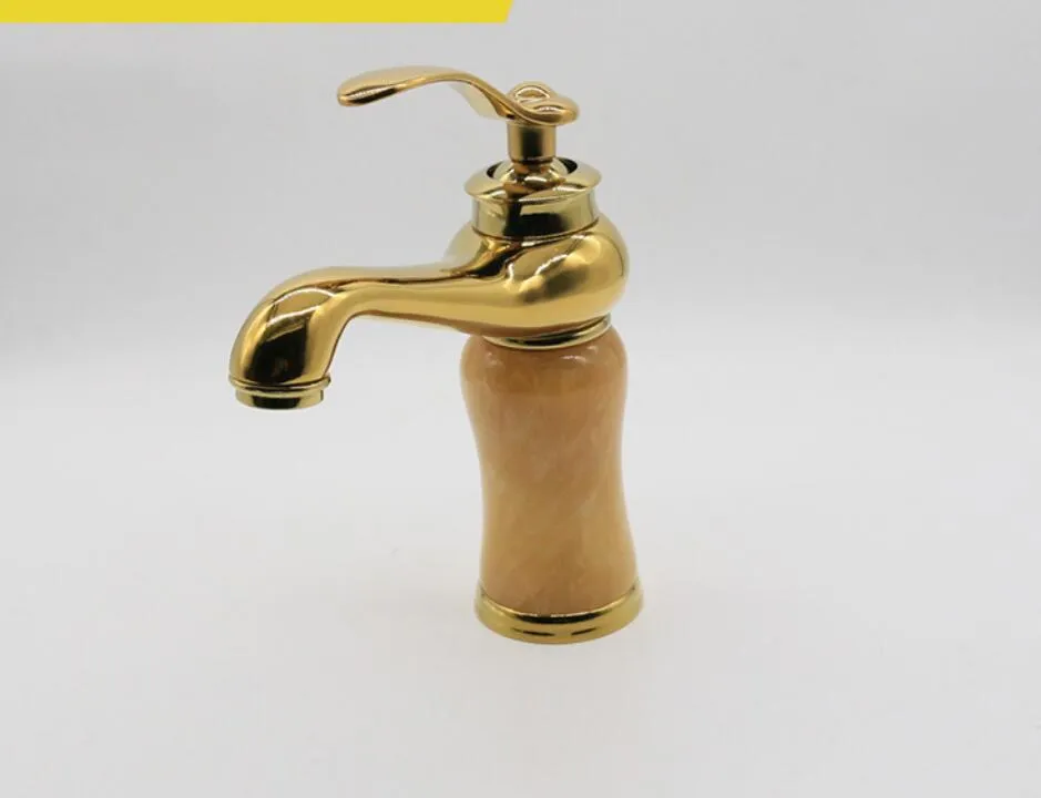 Gold Comptoir poli salle de bain robinet lavabo lavabo robinet pivotant pivotant manoir à eau chaude et froide mélangeur