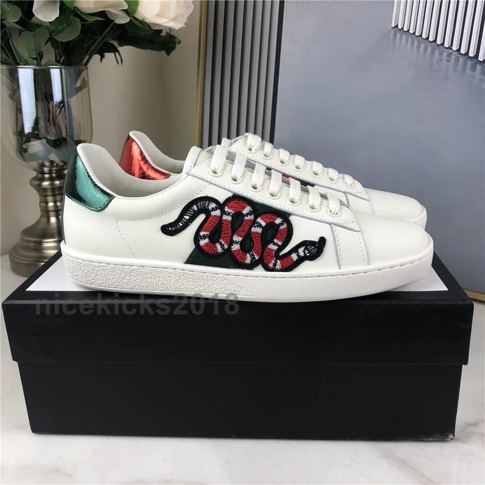 Rabatt Billiga Män Kvinnor Sneaker Casual Skor Låg Top Läder Sneakers Ace Bee Stripes Sko Walking Sport Trainers Drop Shipping