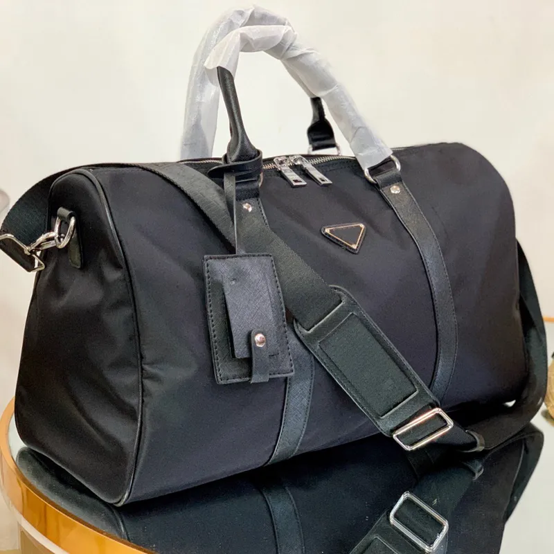 Moda siyah naylon duffle çanta 42cm bagaj çantaları erkek kadın omuz seyahat spor çantası büyük kapasiteli su geçirmez duffel çanta adj273v