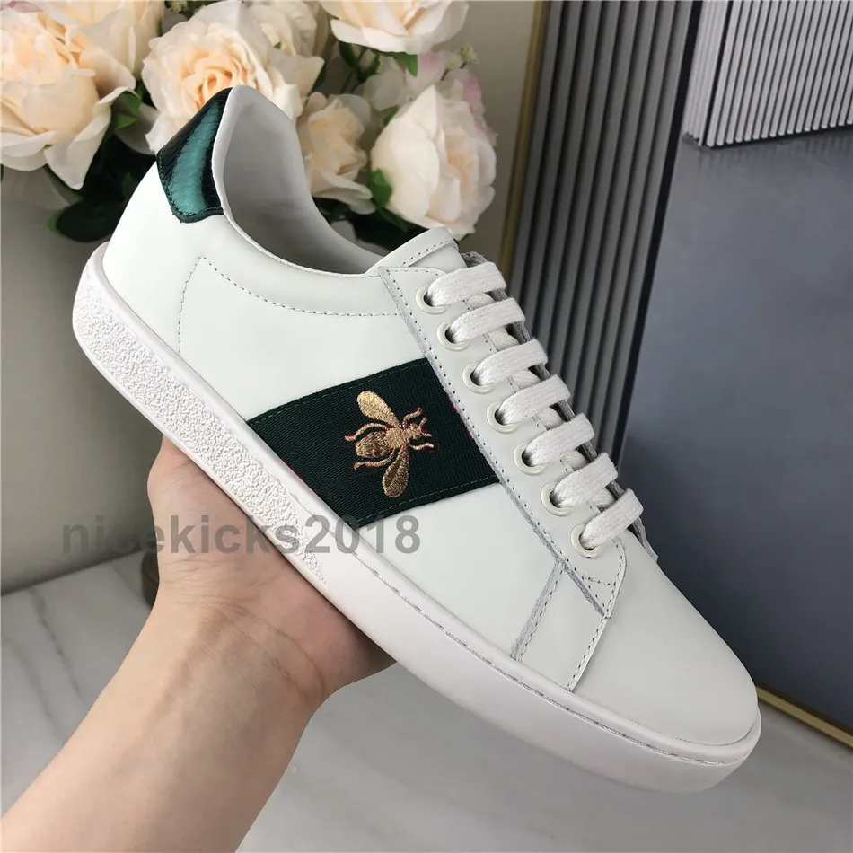 Novo Scarpe Moda Homens Mulheres Sapatos Casuais Itália Tênis Sapatos Couro Qualidade Superior Verde Vermelho Abelha Bordado Preto Tigre Des Chaussures