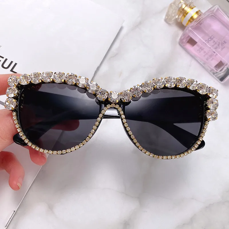 Sunglasses Vintage Fashion Luxury Cat Eye Diamond Women Crystal Rhinestone Frame Brand Designer Sun Glasses For Female