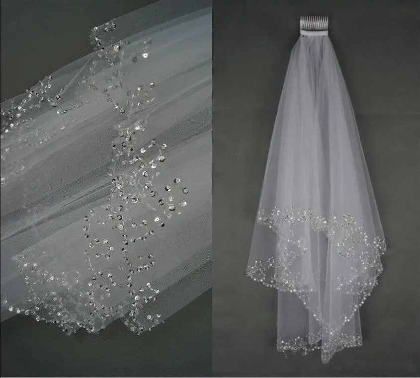 New luxury Wedding Veils Short Wedding Bridal Veil 2 Layer Handmade Crystal Beaded Elbow Length Bridal Accessories Veil White Ivor245C