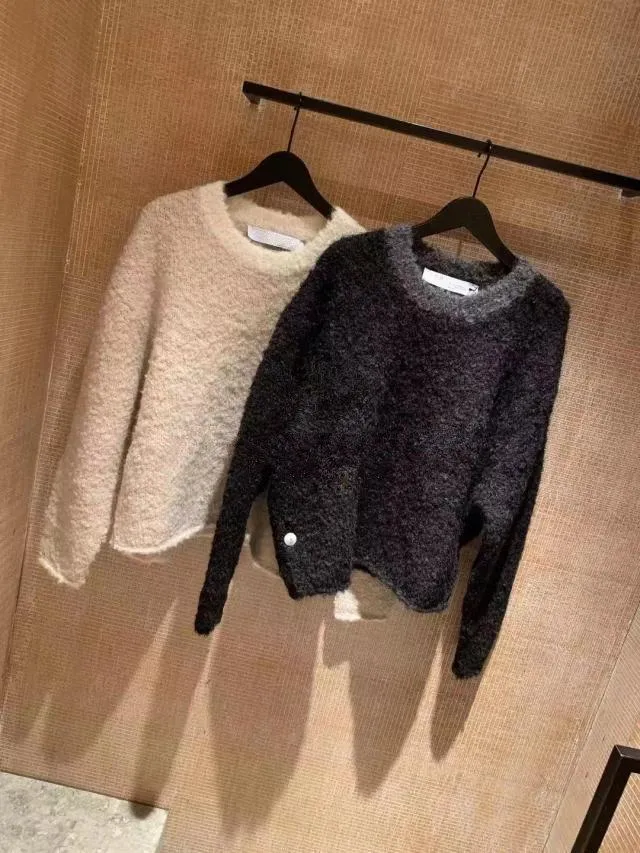 2019 가을과 겨울 새로운 라운드 넥과 새로운 라운드 칼라 어린 양 느슨한 니트 스웨터 올인원 블랙 스웨터 여성