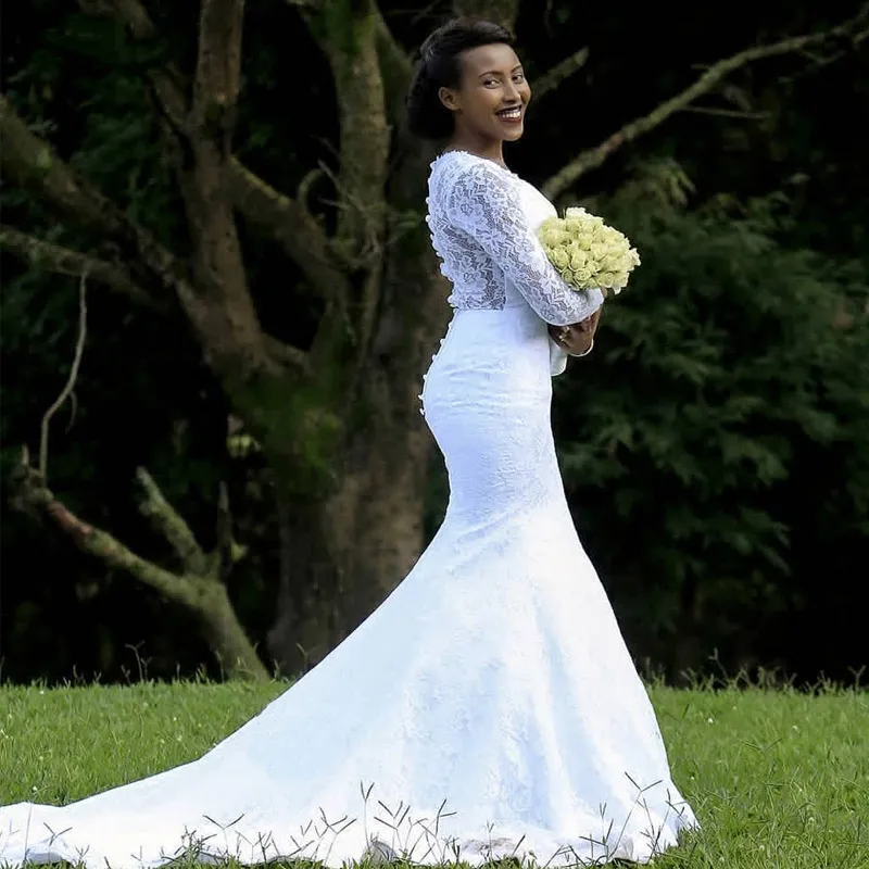 Vestidos de novia de sirena de encaje blanco Vestidos de novia Sencillos africanos Elegantes Mangas largas Vestido de novia de jardín con espalda transparente Vestidos de novia