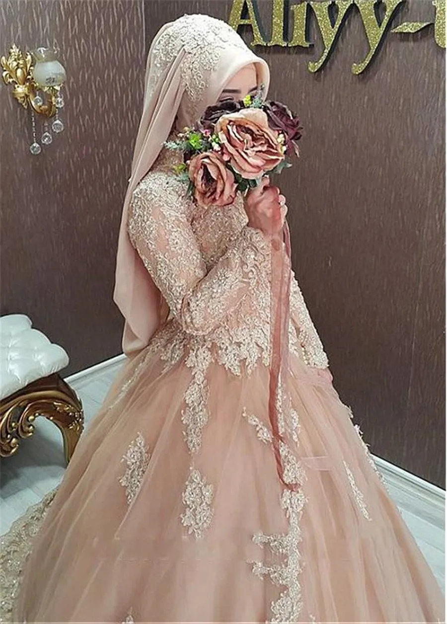 Vintage Mermaid Lace Muslim Wedding Dress With Detachable Train 2023  Collection, Long Sleeve Applique, Arabic Middle Eastern Hijab Muslim  Wedding Gown From Sunnybridal01, $175.81 | DHgate.Com