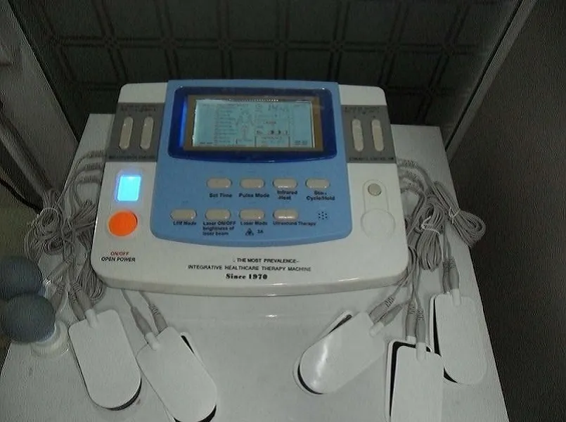 Nova máquina massageadora corporal de terapia de acupuntura multifuncional com ultrassom, aparelho de fisioterapia a laser