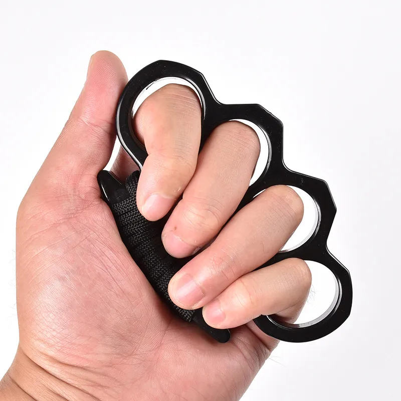 four Fingers Brand ARIVAL Hard alloy Black KNUCKLES DUSTER BUCKLE Male and Female Self-defense Knuckle clasp