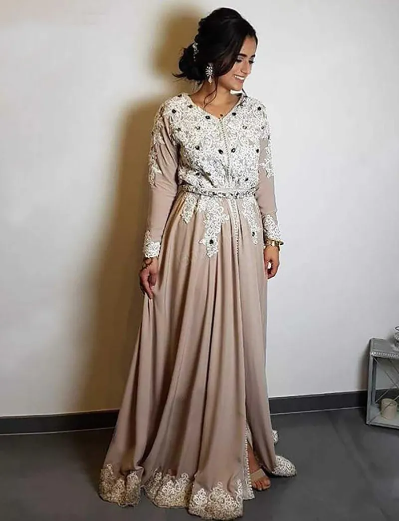 Elegante Champagne Marokkaanse Kaftan Moeder van de Bruid Jurken Applicaties Kant Kralen Moslim Bruidegom Moeders Formele Kleding Lange Bruiloft Gastjurk