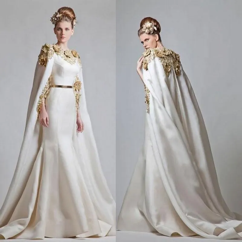 Fantaisie Élégant Zuhair Murad Robes De Soirée Or Appliques Satin Sirène Robes De Bal Avec Cape Balayage Train Arabie Saoudite Tenue De Cérémonie