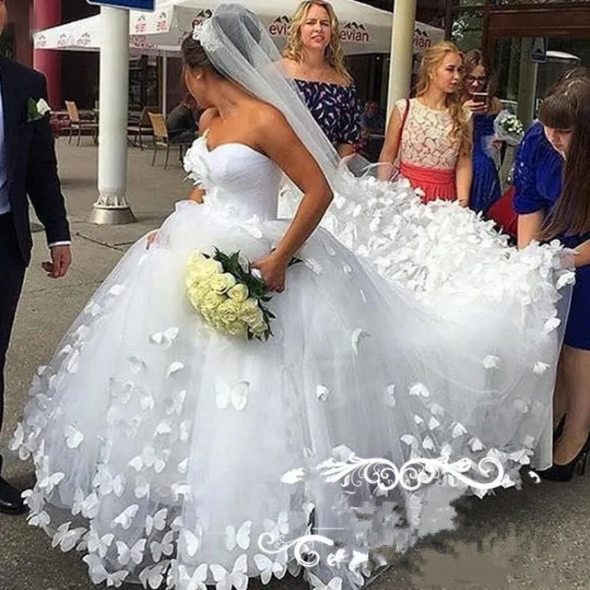 Bonitos vestidos de novia de mariposa Apliques florales en 3D Cariño Vestido de fiesta Sin mangas Jardín Vestidos de novia largos Tallas grandes Vestido de novia con corsé