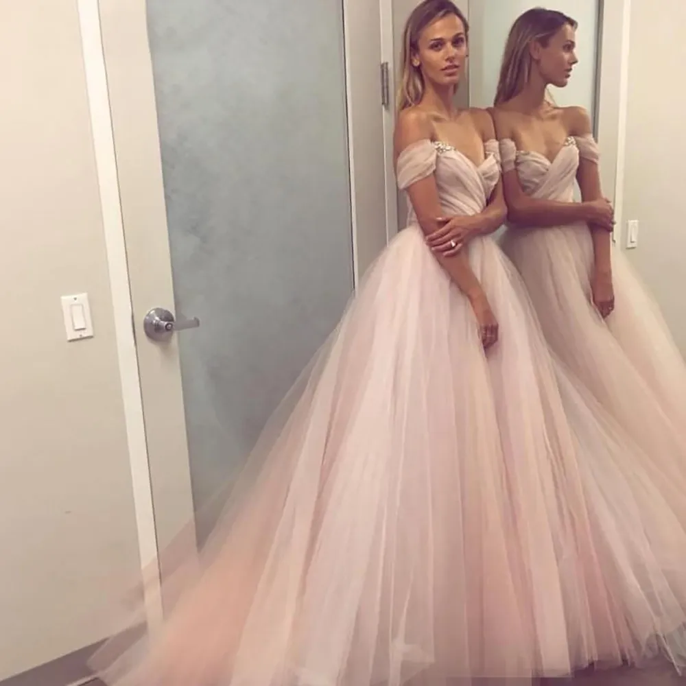 Nya Prom Dresses Tulle Gown Vestidos de Fiesta Largos Elegantes de Gala Off The Shoulder Sweetheart Dress Evening Gown