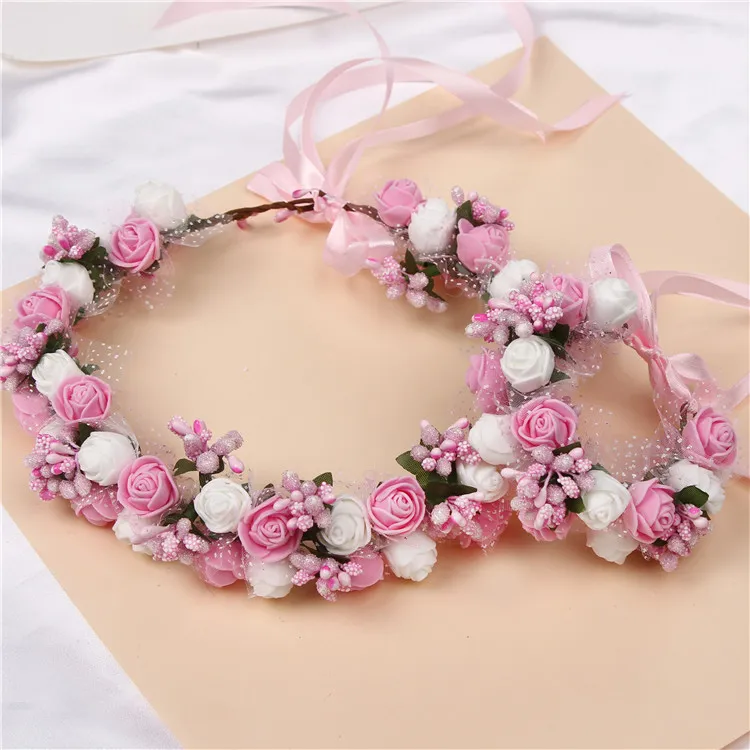 Ring of online flowers on head