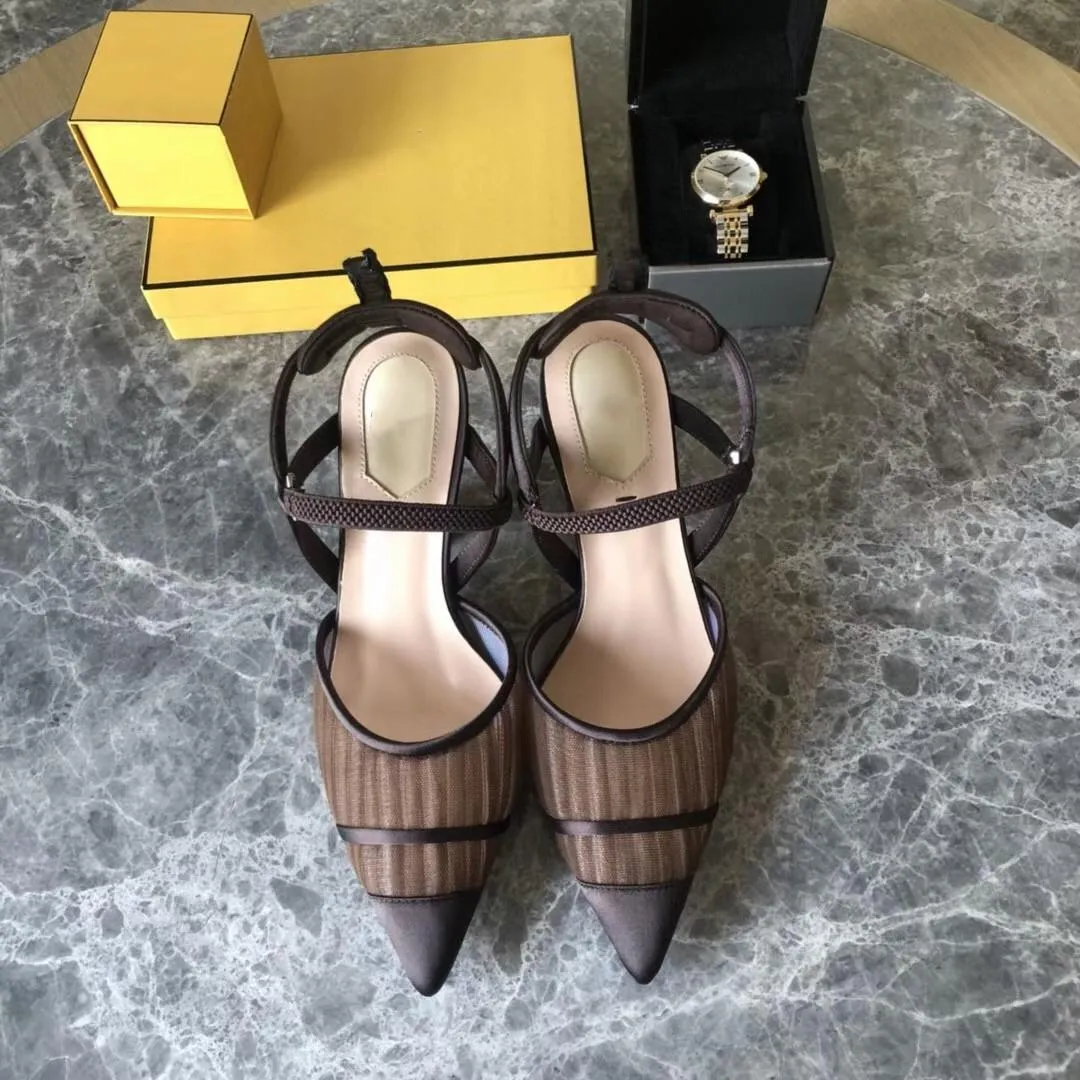 Fashion-Luxury Dress Shoes talons hauts décontractés et sandales marron rose en cuir italien artisanal avec une boîte de taille 35-41 de haute qualité