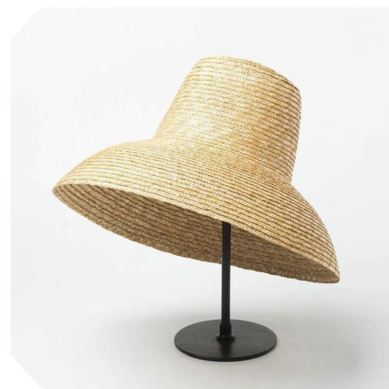 Nuevo-Popular Forma de lámpara Sol para mujeres Gran ala ancha Playa Alto Top Paja Protección UV Sombrero Y200602