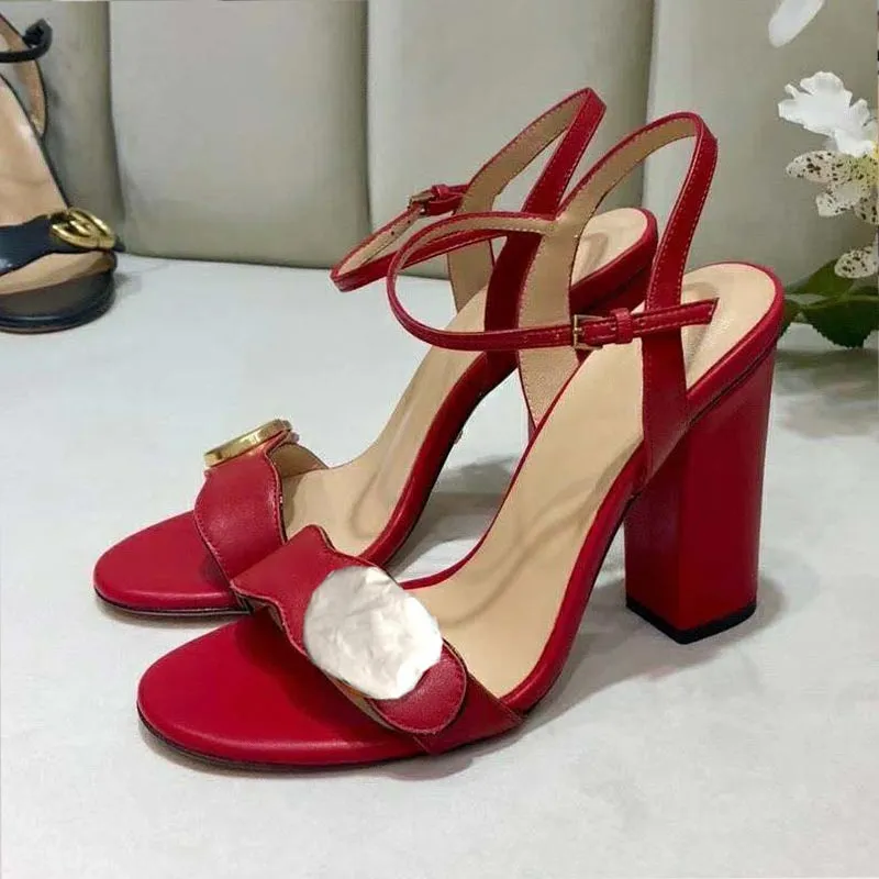 Red wedding bridesmaid high heels designer summer ladies sandals fashion and beautiful heightening thick sole word buckle Roman women`s shoes trend