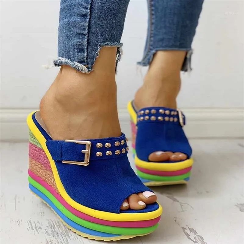 2021 Sandal Wenyujh Färgglada Fritid Kvinnor Wedges Sommar Sandaler Kvinna Sexig Mules Party Platform High Heels Skor Woman1