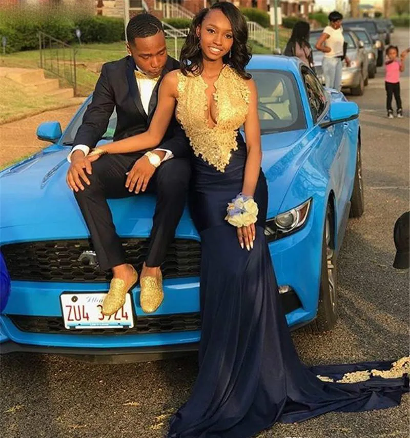 South African Black Girls Prom Dress Gold Appliques Formell Pagant Holidays Wear Graduation Evening Party Gown Plus Storlek