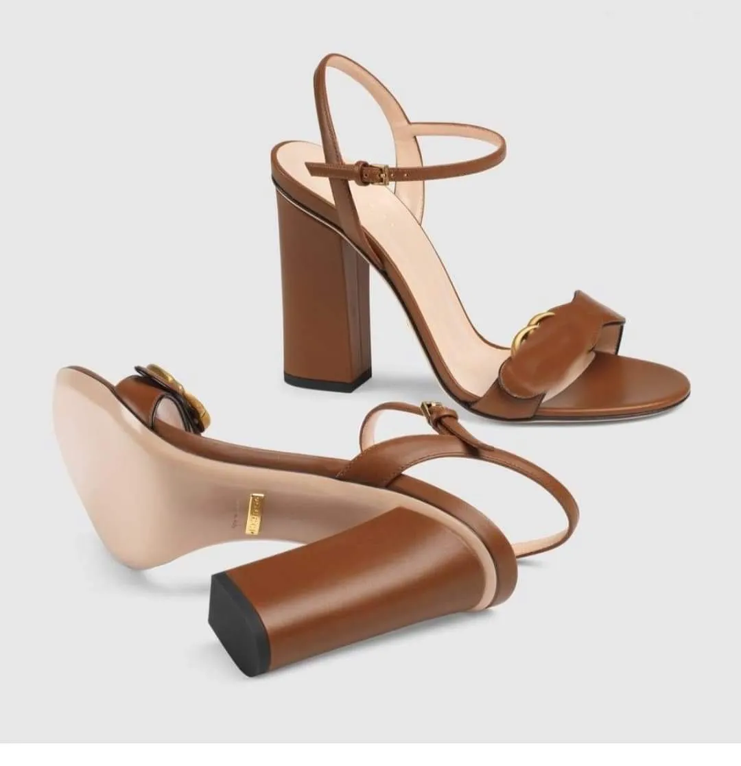 2020 venda imperdível luxos sandálias de grife sapatos femininos nova moda salto alto grosso preto couro macio camurça sandália meninas tamanho grande 42 10US