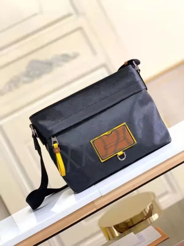 2021 nouveau sac à bandoulière pour hommes sac de messager en toile enduite souple double fermeture éclair poche avant avec boîte-cadeau