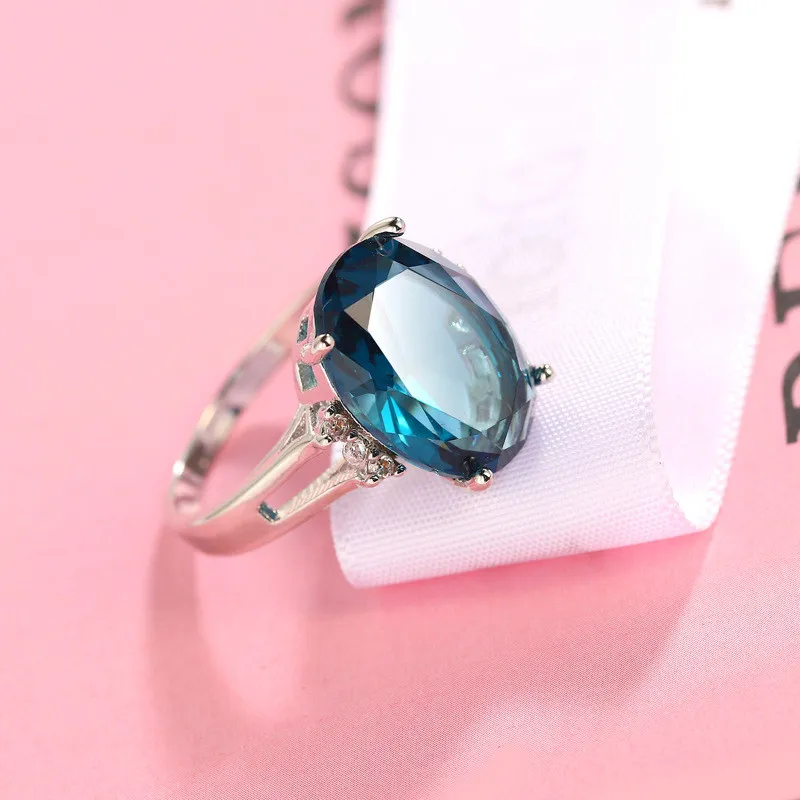 Ladies Blue Stone Platinum Ring, 1.39cm at Rs 7200/piece in Pandharpur |  ID: 2849618275148