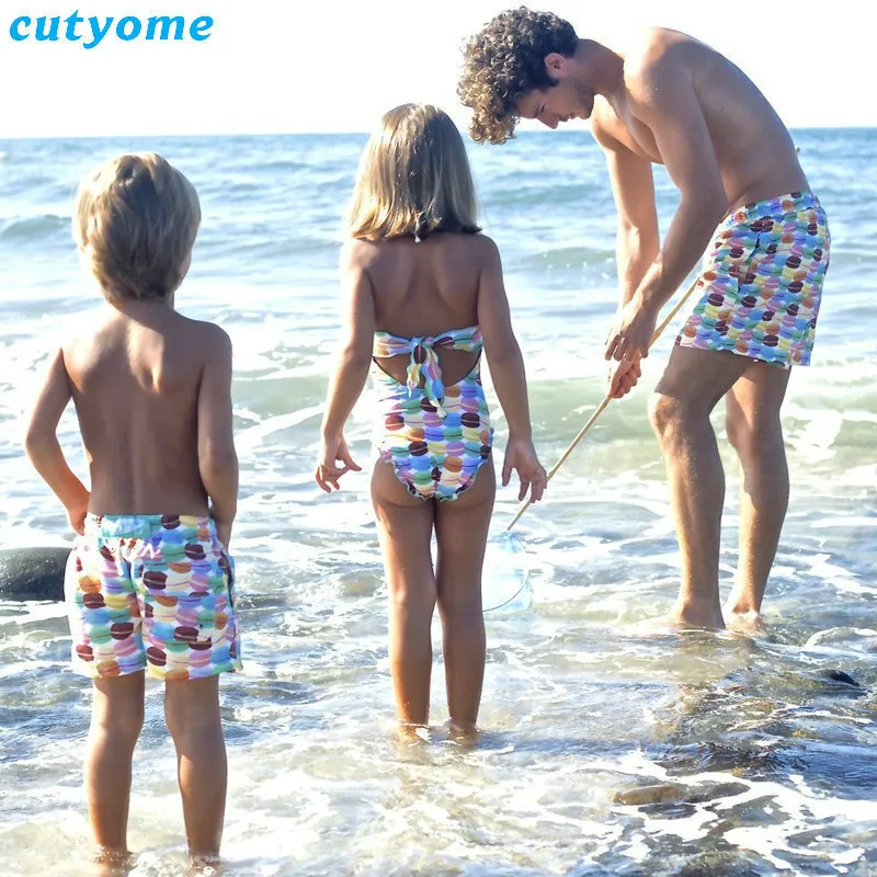 Mother Daughter Father Son Swimwear 2019 Summer Hamburger Printed Family Look Matching Bikini Bathing Bach Swimsuit Parent Child (47)