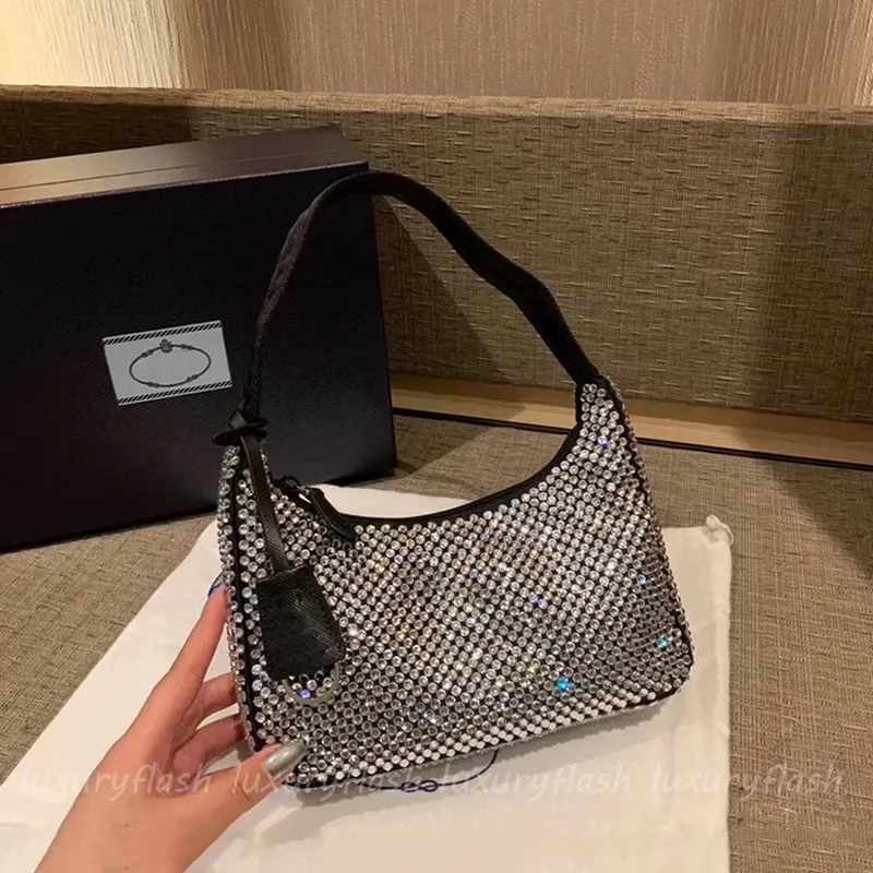 Diamond Women Bag 2022 Nouveaux sacs à main en cristal Sacs de mode d'été Posses sous les bacs de luxe Bling Nylon de haute qualité Classic Handbag Shiny Bac