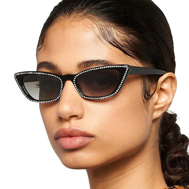 Sunglasses [EL Malus] Fashion Ins Cat Eye Frame Sun Glasses Women Imitation Diamond Crystal Sexy Ladies UV400 Lenses Eyewear1