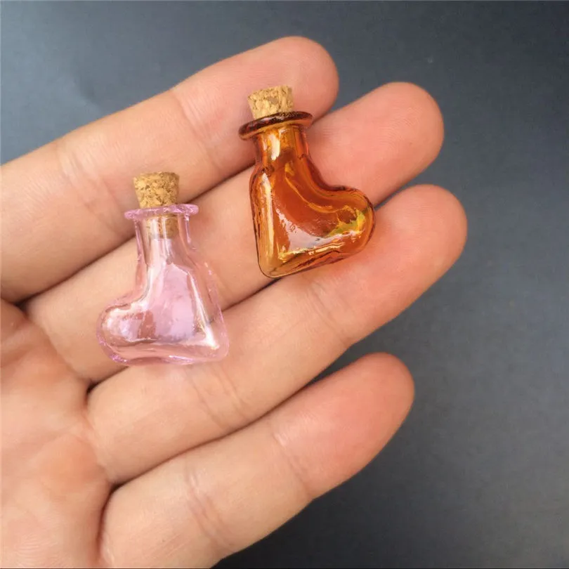 Mini Glass Pendant Bottles With Cork Little Colors Art Bottles Handmade Hearts Gift Cute Bottles Mix 7Colors4