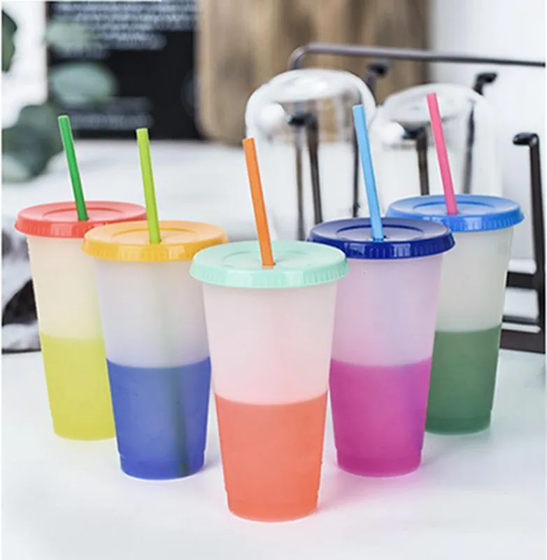 24oz färgbyte kopp magisk plast dricks tumblers med lock och halm återanvändbar godis färger sommar vatten flaska kopp iia691