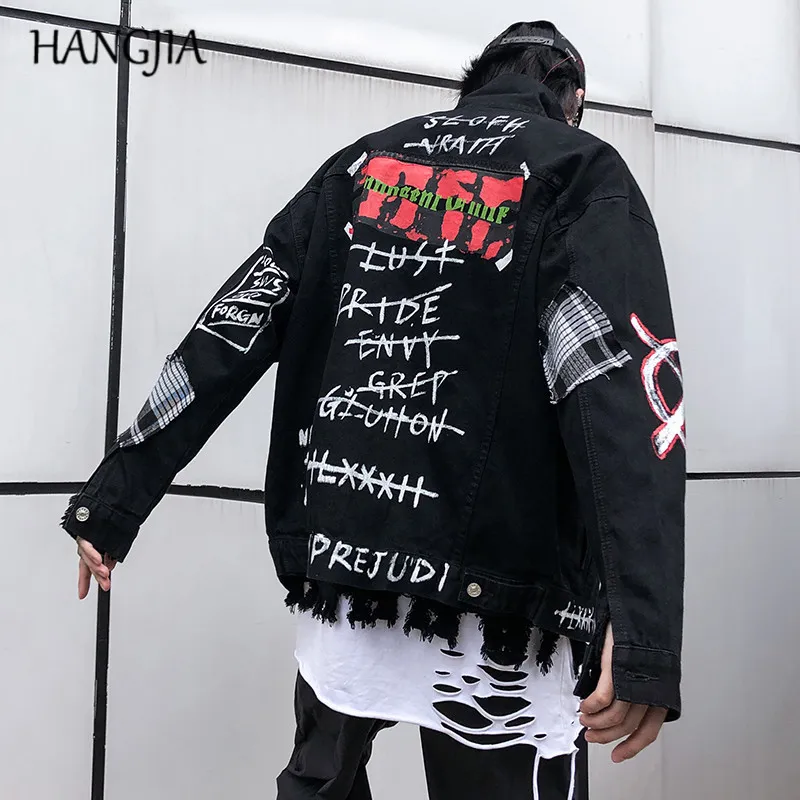 Black Graffiti Denim Jacket Men with Patchs Letters Jackets and Coats Autumn and Winter Geans Juns Jackets 201004