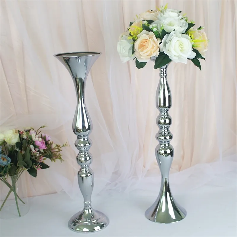 10pcs Silver Metal Vellers Vasos de flores Candlestick Mesa de casamento Centerpieces Evento Road Lead Party Stands Rack Y200110